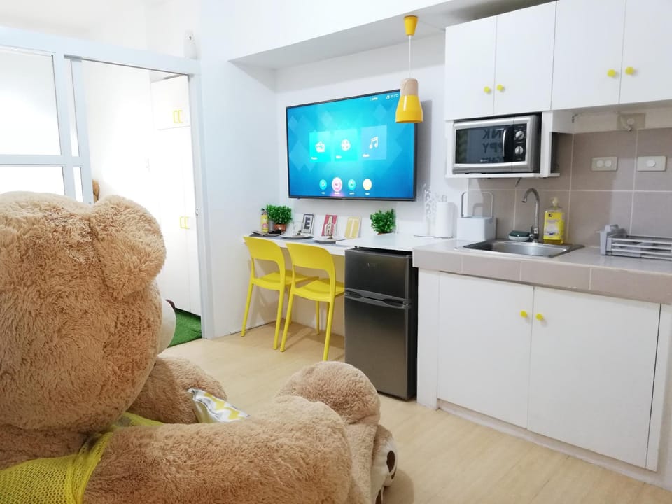 Big Bear Tagaytay Apartment in Tagaytay