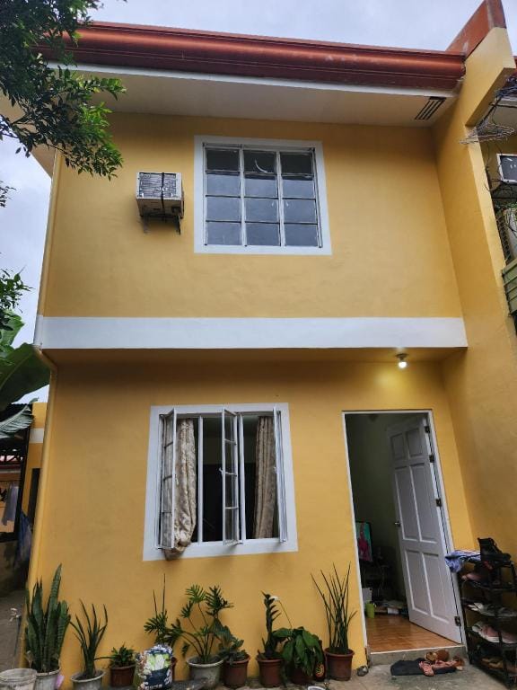 ENTIRE HOUSE 4-RENT @LESSANDRA GRAN EUROPA LUMBIA Vacation rental in Cagayan de Oro