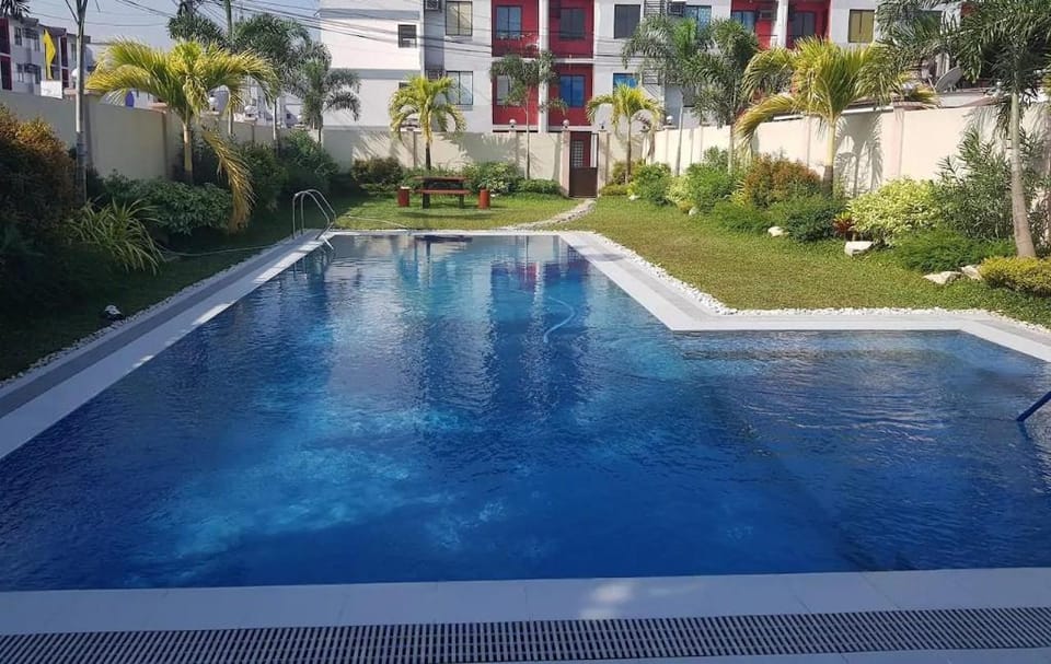 WinTer Condotel 2BR FIBER INTERNET FREE PARKING!!! Apartment in Bacoor