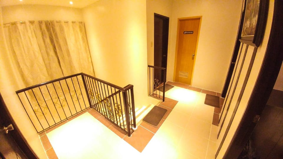 Sky Santorini Hot Spring Resort - Centralized AC Villa in Calamba