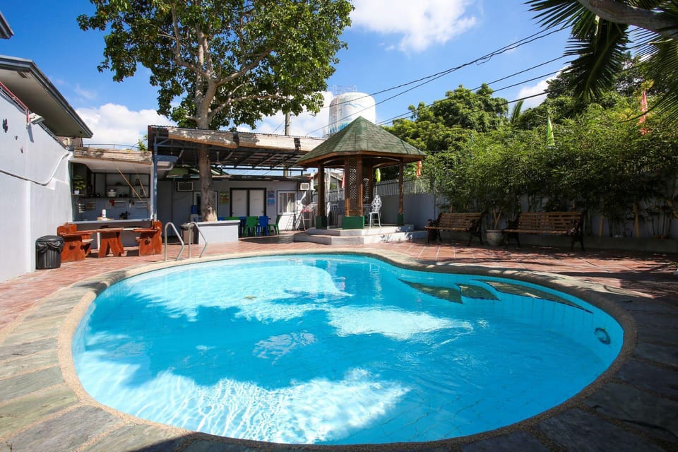 May's Pool House near Enchanted Kingdom Vacation rental in Santa Rosa