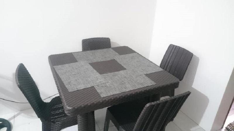 RJM Unit 8 Apartment [2 bedroom] Angeles W/ Wifi Apartment in Angeles