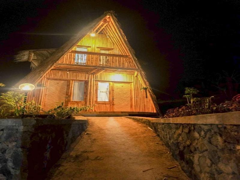 Balkondes Kembanglimus Pring Apus EF Vacation rental in Indonesia