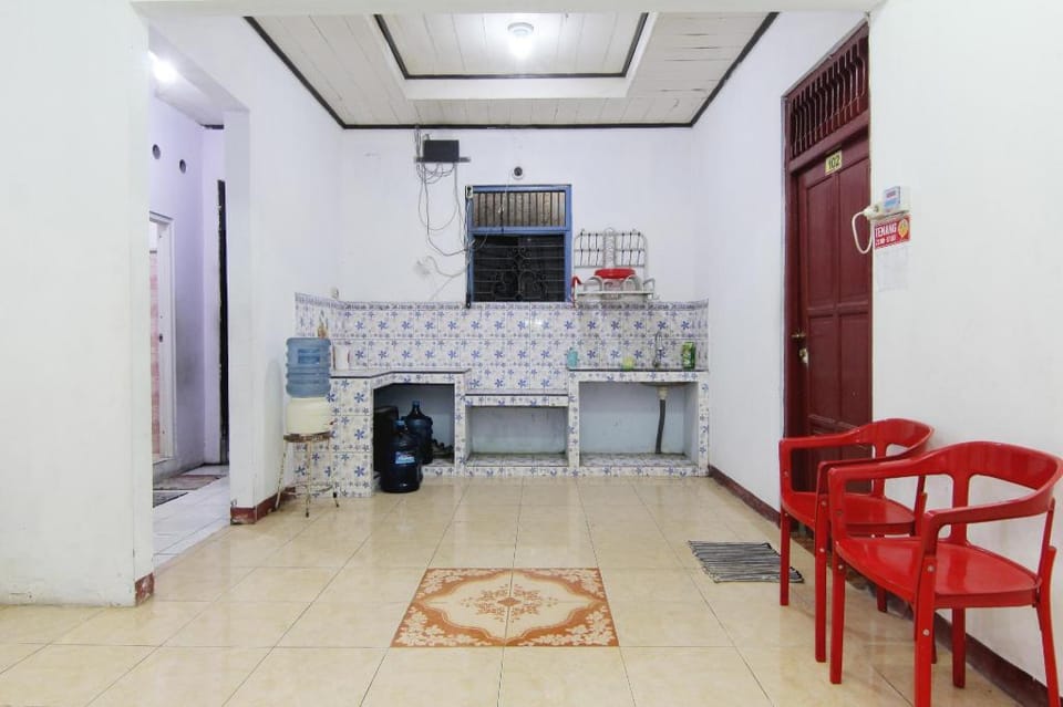 Arjuna Hostel Bed and Breakfast in Indonesia