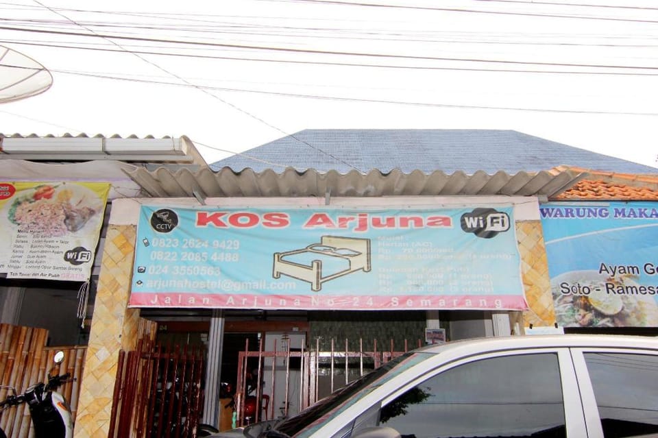 Arjuna Hostel Bed and Breakfast in Indonesia