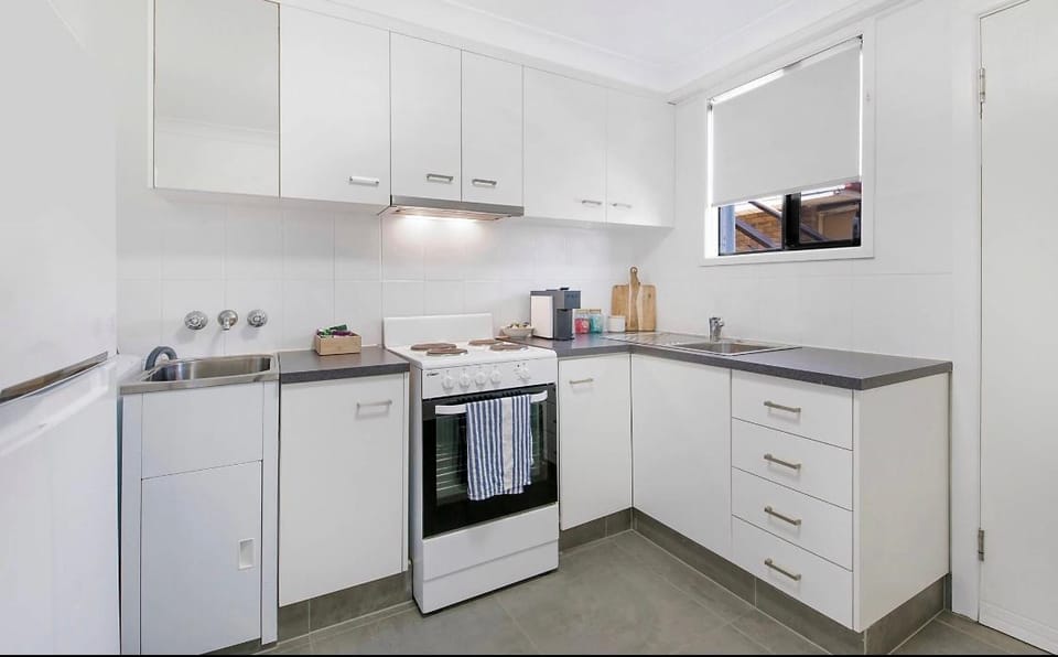 Beachside Getaway Apartment in Currimundi