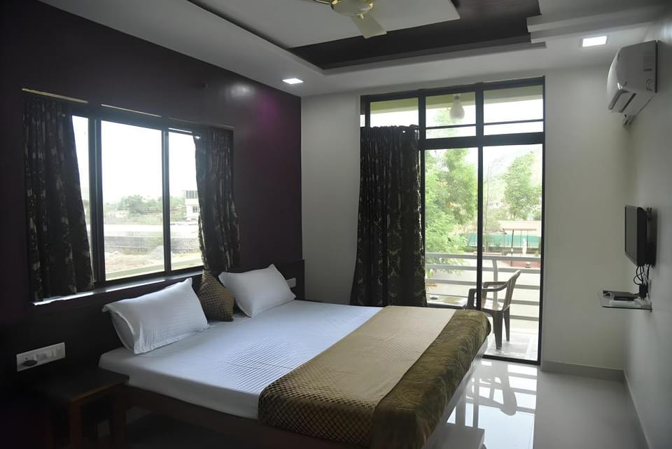 Royal Hills Resort Hotel in Lonavla