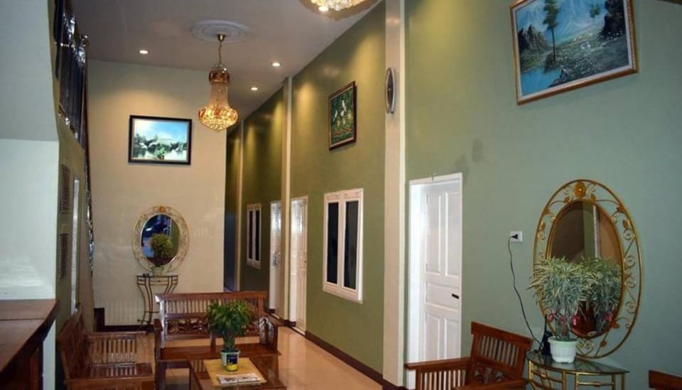 Hotel Grand Family Bed and Breakfast in Indonesia