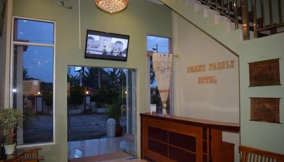 Hotel Grand Family Bed and Breakfast in Indonesia