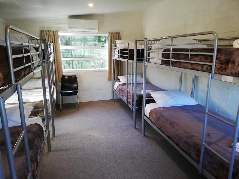 Mawley Holiday Park Campground/ 
RV Resort in Wellington Region