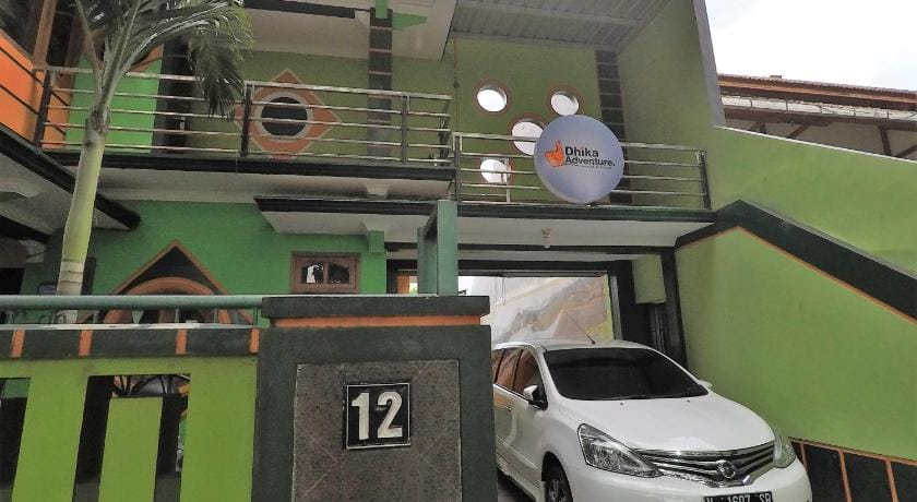 Dhika Adventure - Hostel & Travel Hostel in East Java