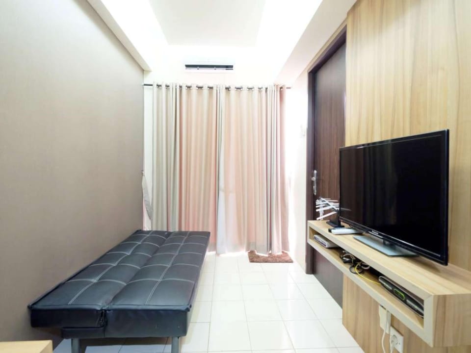 Minimalist 2BR Serpong Greenview Apt By Travelio Apartment in Jakarta