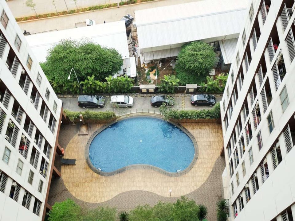 Minimalist 2BR Serpong Greenview Apt By Travelio Apartment in Jakarta