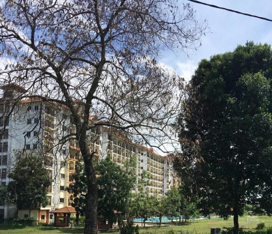 Homestay Pagar Buruk Bukit Merah L4 (Air Cond) Apartment in Perak