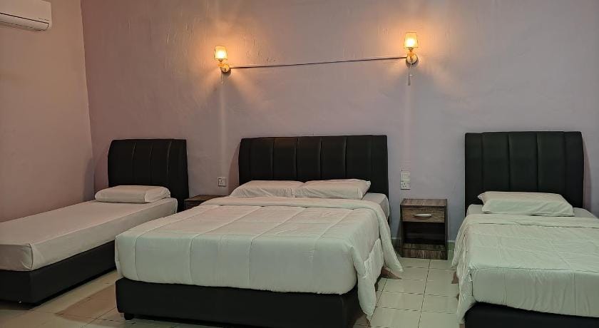 SUKAU TOMANGGONG VIEW B&B Hotel in Sabah
