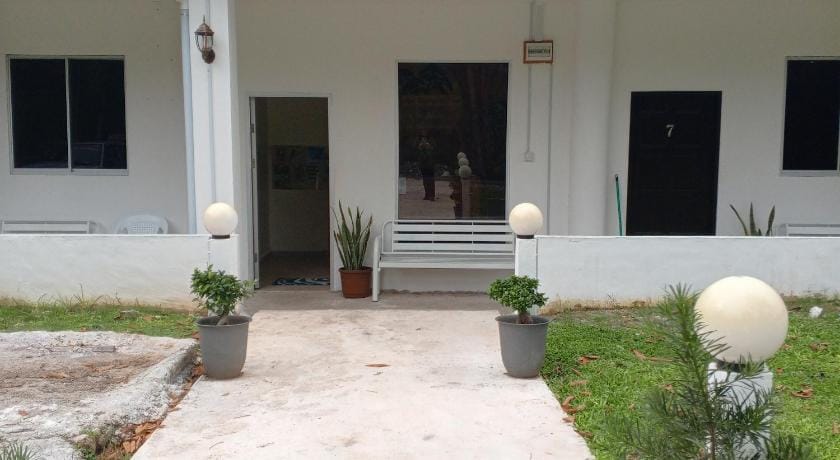 SUKAU TOMANGGONG VIEW B&B Hotel in Sabah