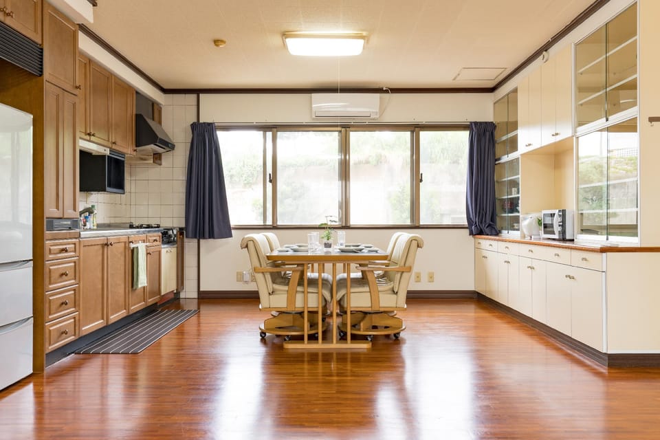 IG22/Near downtown!  Free parking & speed WiFi Apartment in Okinawa Prefecture