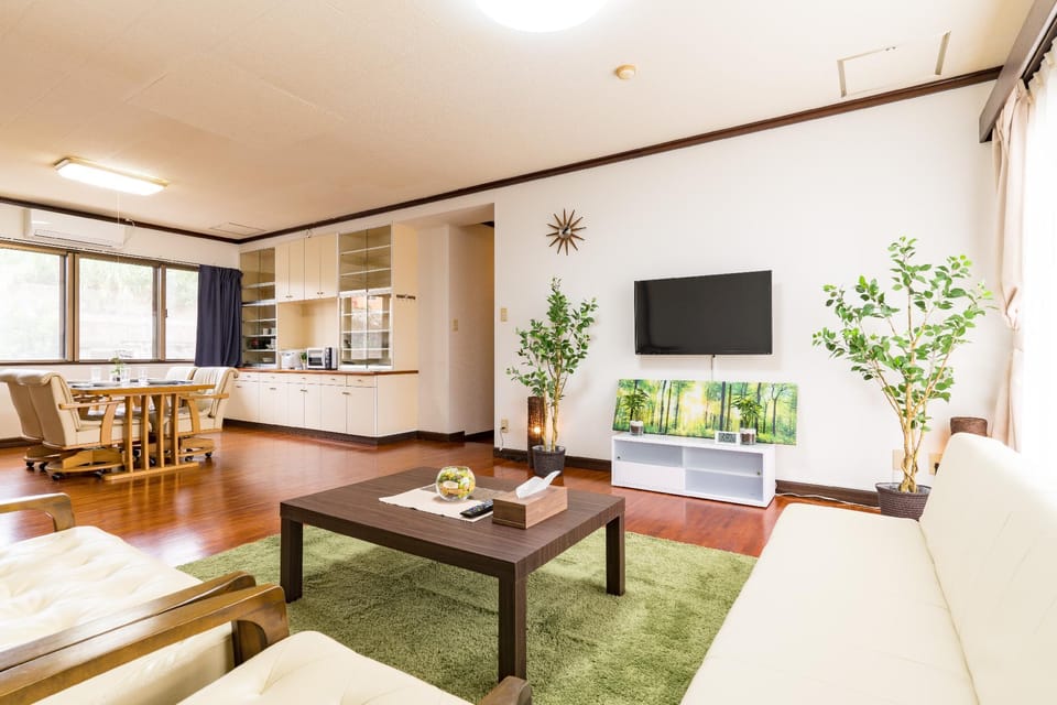 IG22/Near downtown!  Free parking & speed WiFi Apartment in Okinawa Prefecture