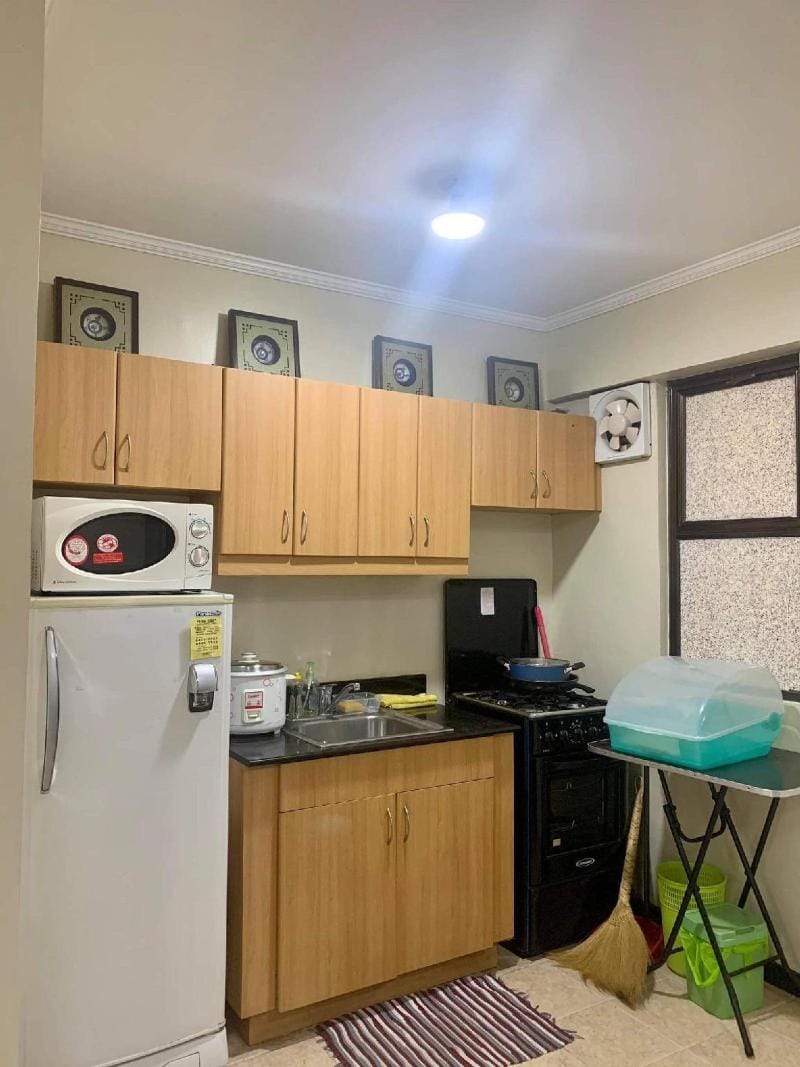 2 BR Condo Unit in Pasig/Cainta - Istana Apartment in Pasig