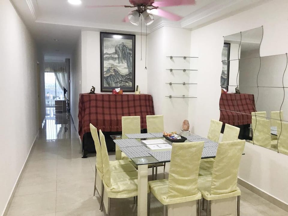 Happy Living home in Kota Bharu Central Apartment in Malaysia