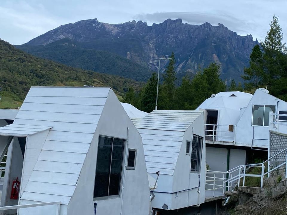 Syameen's Glamping Dome 00 Vacation rental in Sabah