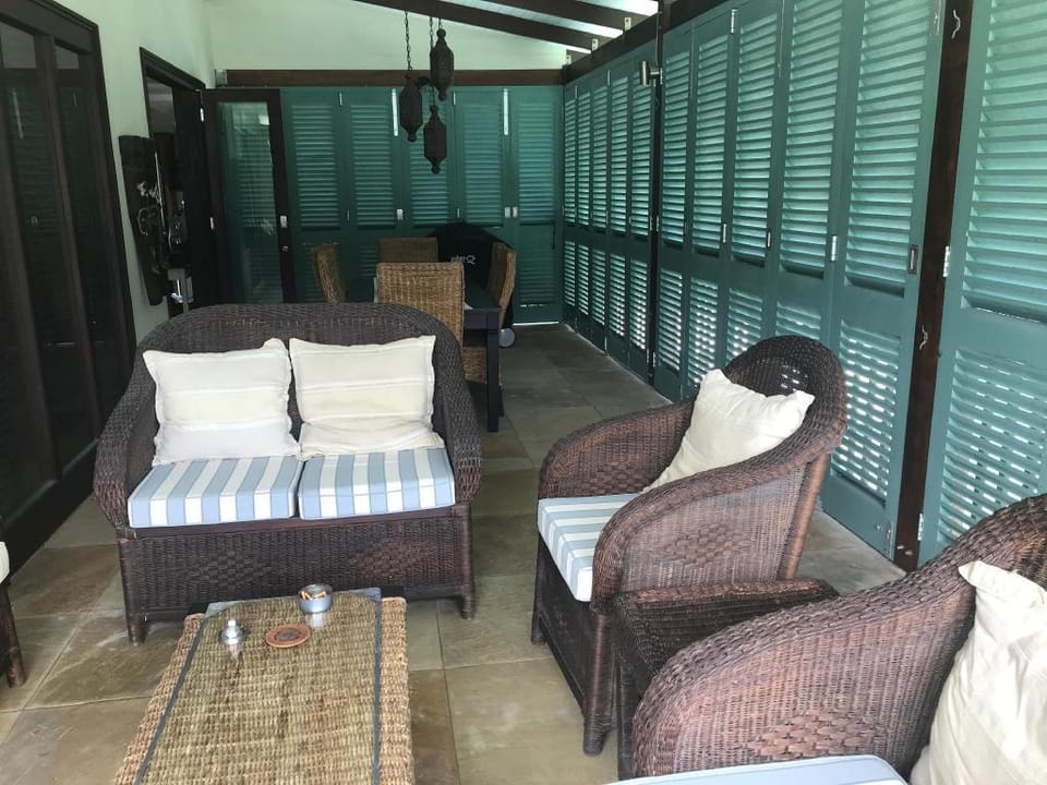 Eden Island Gem Apartment in Africa