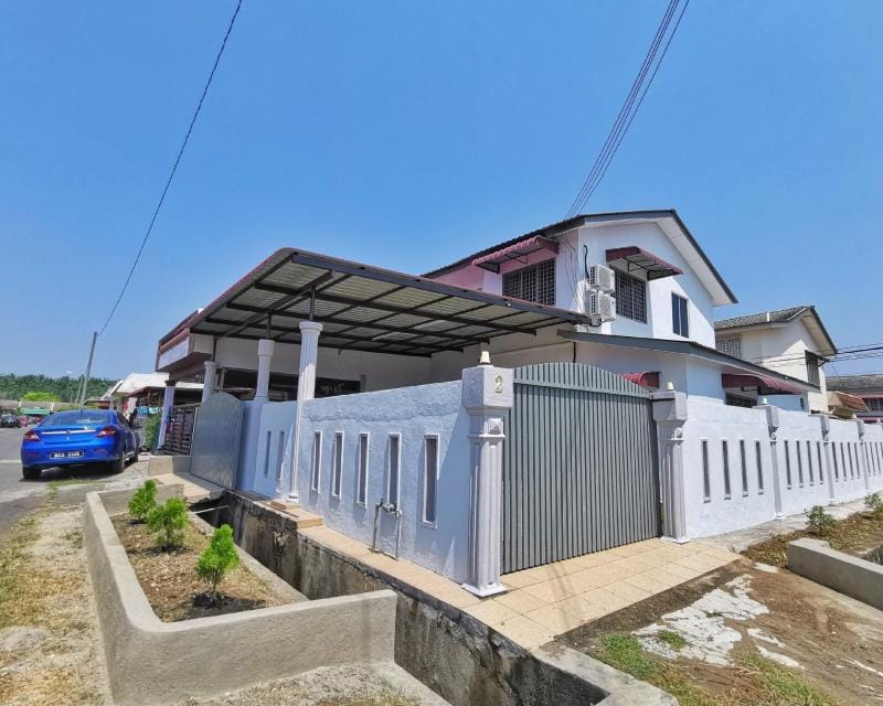 **NEW YEAR PROMO** White HomeStay [ENTIRE UNIT] Vacation rental in Pahang, Malaysia