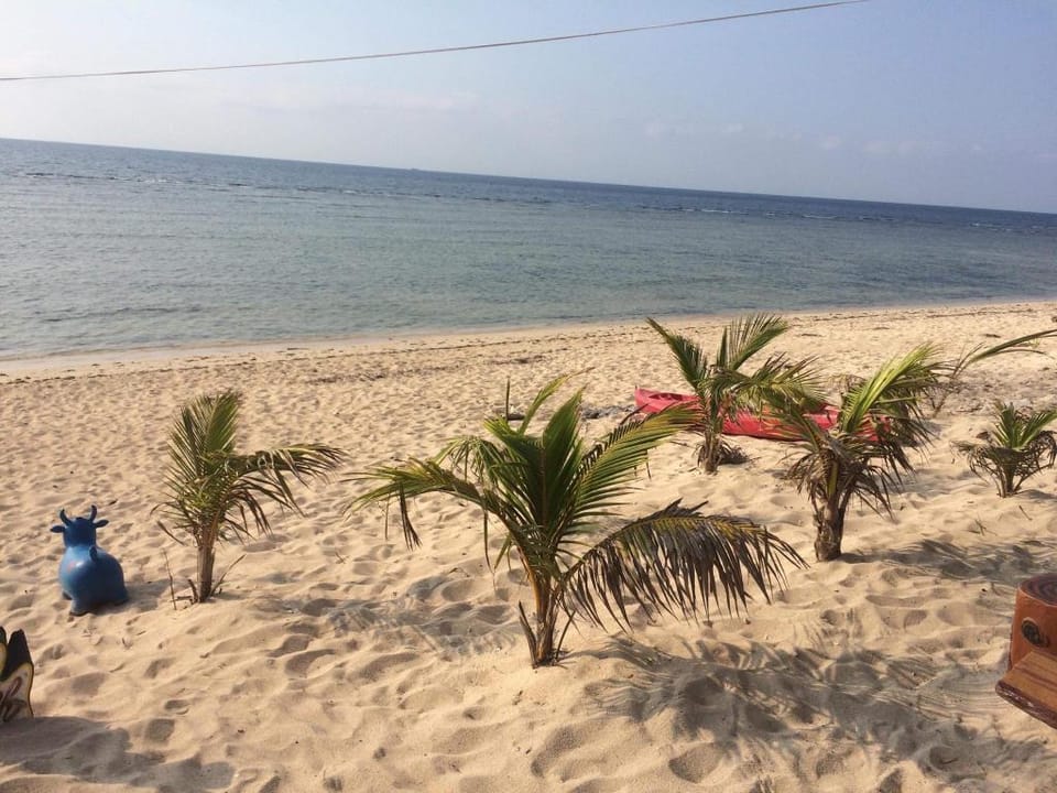 Villa Estrella Beach Resort #2(rm 1&2) Vacation rental in Bolinao