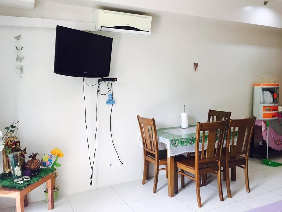 Pico de loro Random 1br Apartment in Nasugbu