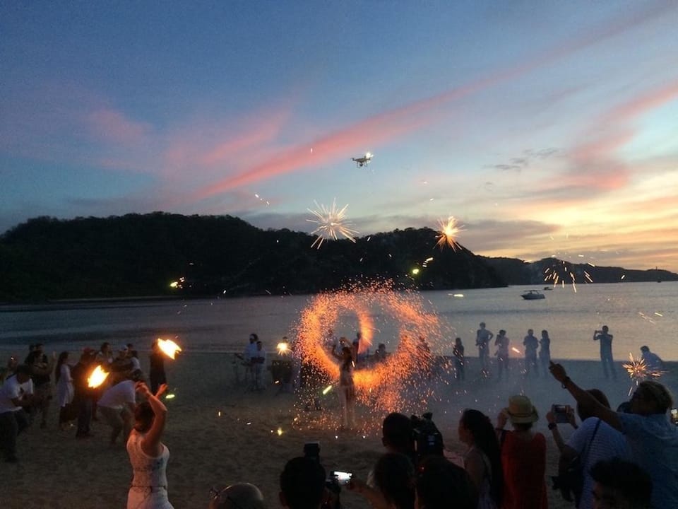 Netflix, WiFi, 42"TV, Uratex- Pico de Loro Cove /m Apartment in Nasugbu