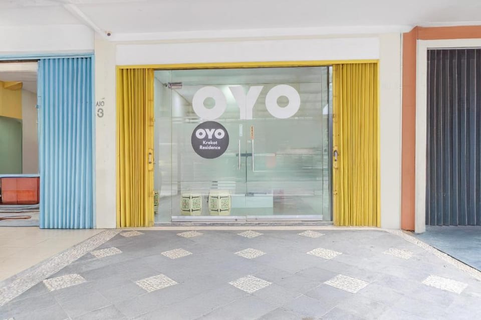 OYO 94494 Krekot Residence Pasar Baru Hotel in Jakarta