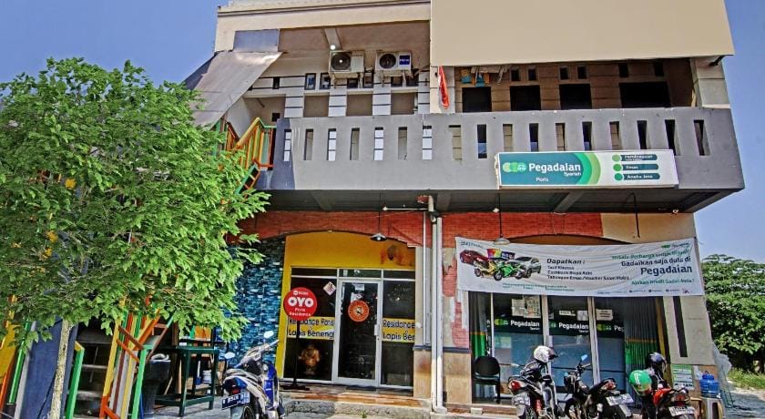 SUPER OYO 90358 Poris Residence Syariah Hotel in West Java