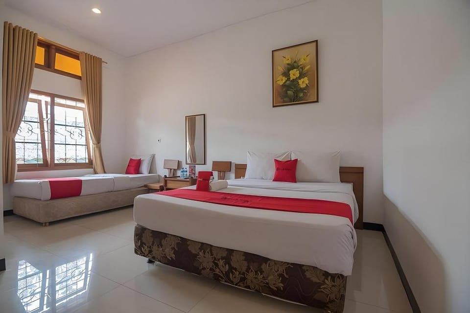 Wisma Green Maribaya Lembang Bed and Breakfast in Lembang