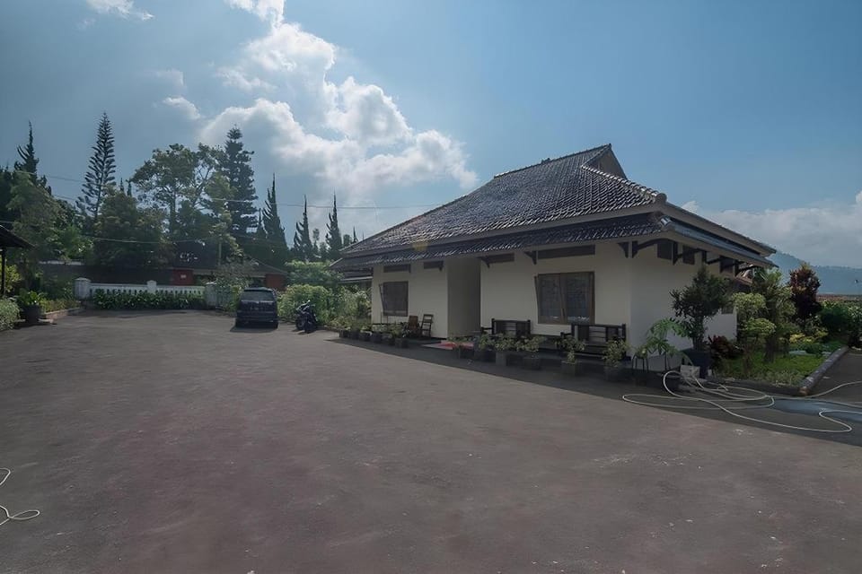 Wisma Green Maribaya Lembang Bed and Breakfast in Lembang