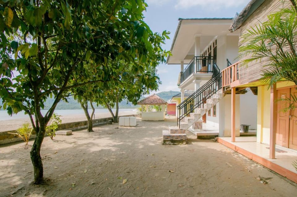 Hotel O Ratu Pantai Hotel in West Java