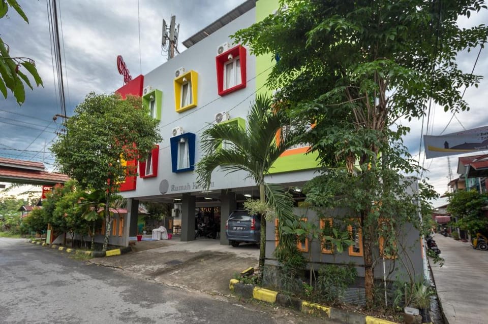 OYO 834 Alletha Guest House 1 Hotel in Indonesia