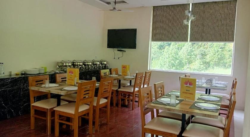 Sunny Pines Resort Hotel in Uttarakhand