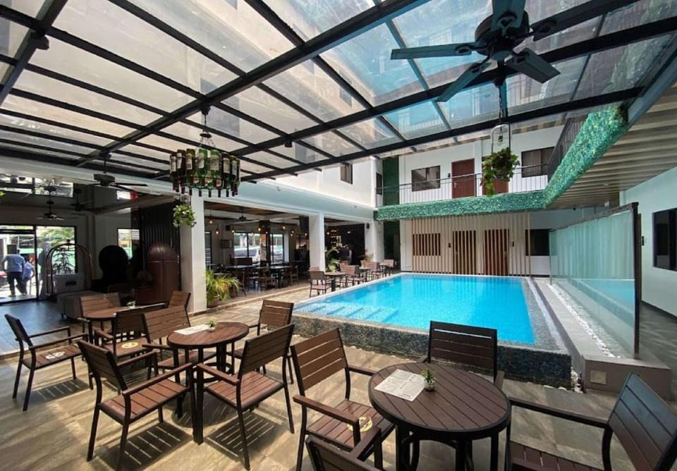 SureStay Plus Hotel by Best Western AC LUXE Angeles City Hotel in Angeles