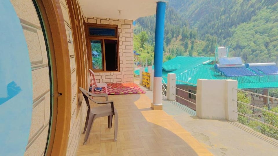 Hotel o snow pine inn Hotel in Himachal Pradesh