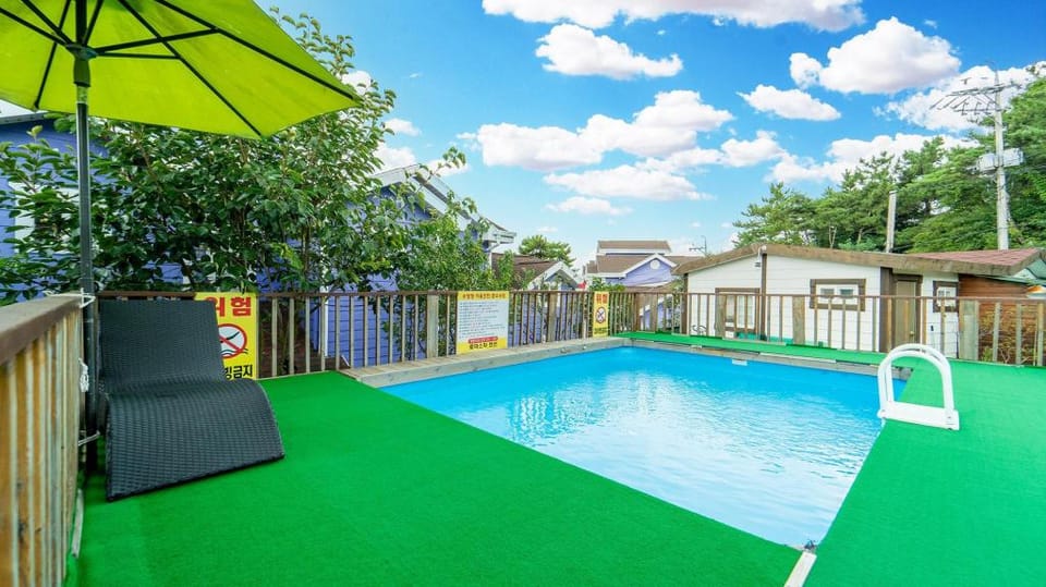 Youngheungdo Roma Spa Pension Bed and Breakfast in Gyeonggi-do