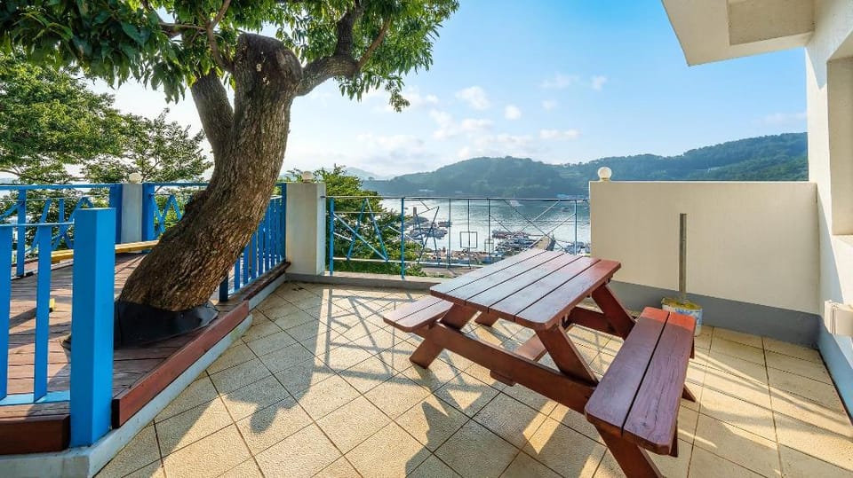 Tongyoung Blue House Spa Pension Bed and Breakfast in South Korea