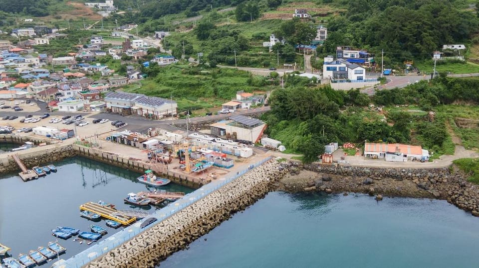 Tongyoung Blue House Spa Pension Bed and Breakfast in South Korea