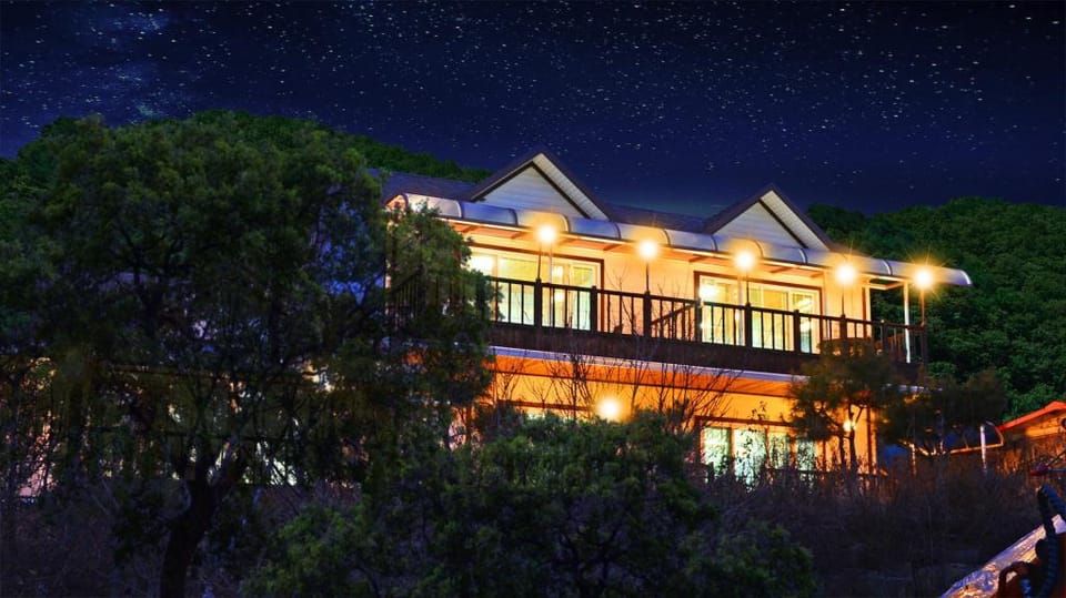 Hwacheon Turkey Valley Bed and Breakfast in Gyeonggi-do