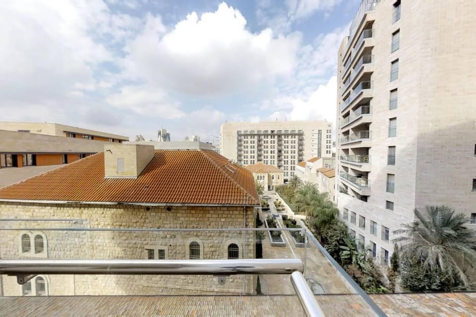 King David Residence Luxury 3 BD/Pool/Gym/Parking Apartment in Jerusalem