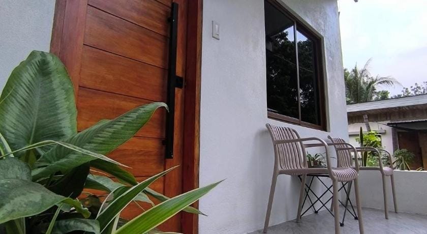 Casa Marilag Guest House Apartment in Siquijor