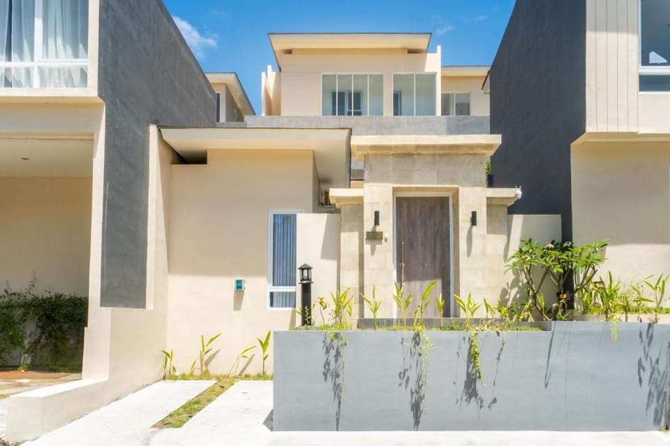 Otia Villa Nusa Dua by Premier Hospitality Asia Hotel in Kuta Selatan