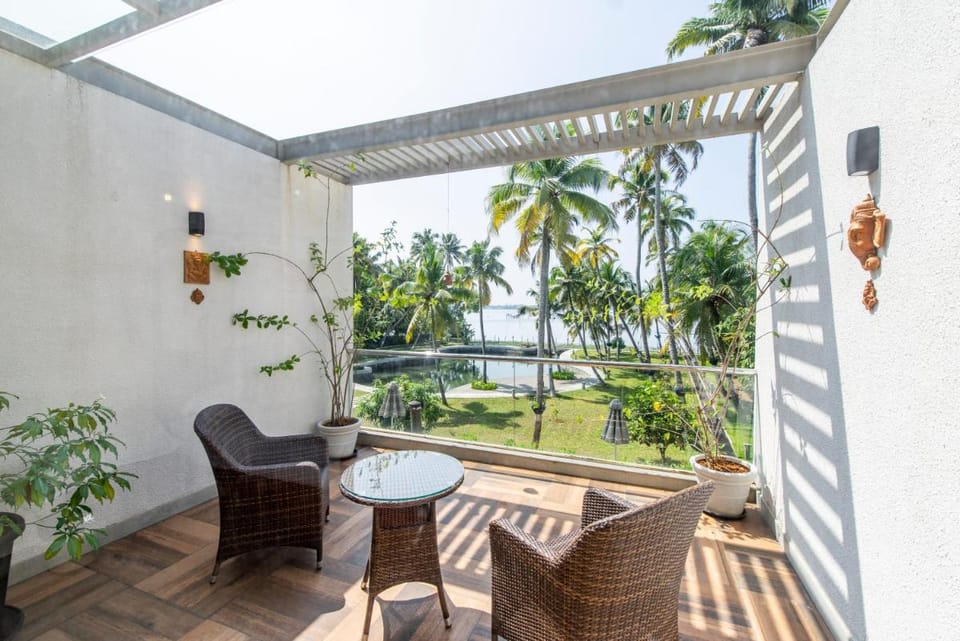 ama Stays & Trails Sherlys Ente Kumbalanghi, Kochi Villa in Kochi