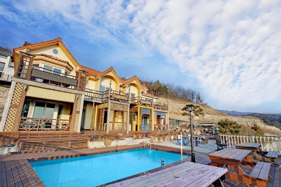 Gyeongju B House Pension Bed and Breakfast in South Korea