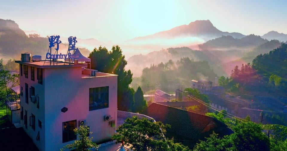 Country Road Villa Country House in Hubei