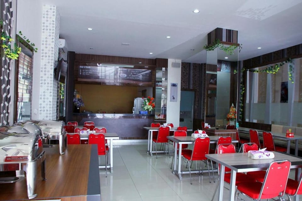 OYO 861 R Four Hotel Hotel in Indonesia